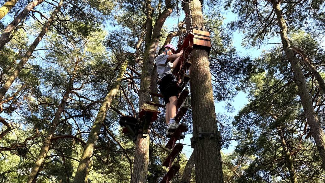 młodzież lato ustka park linowy